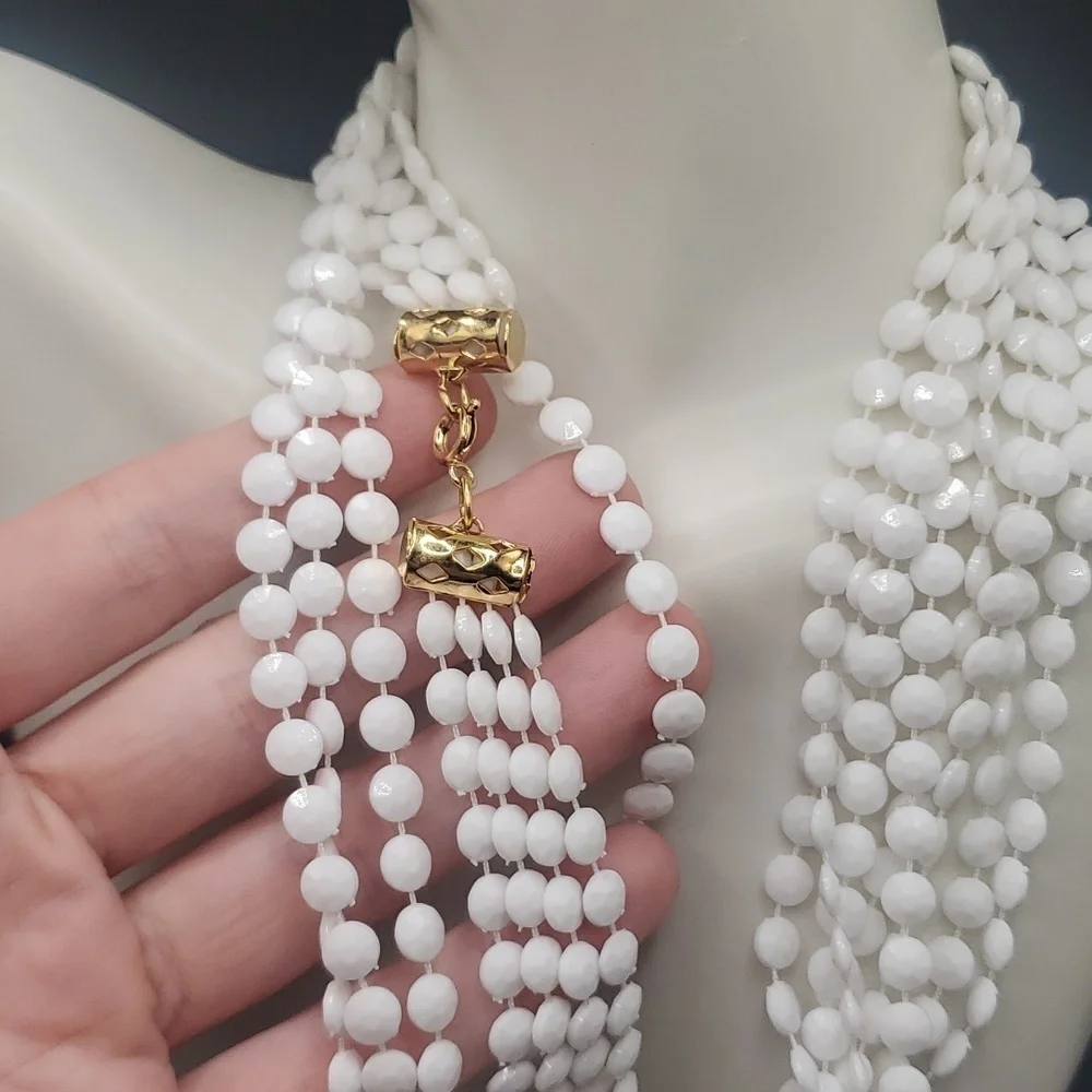 N2810 grandma core‎ estate white beaded necklace multi tier vintage